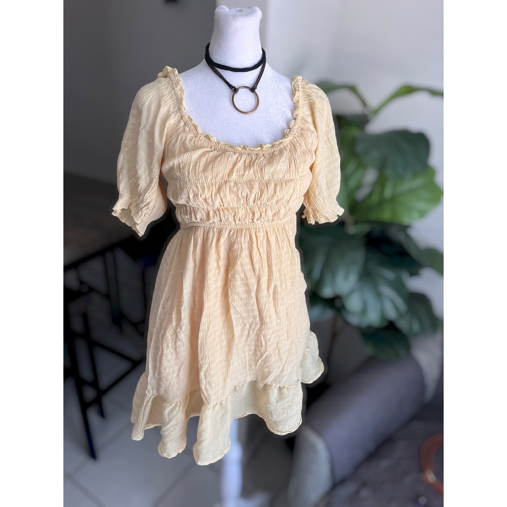Unbranded Size S Cute Ruffled Mini Dress